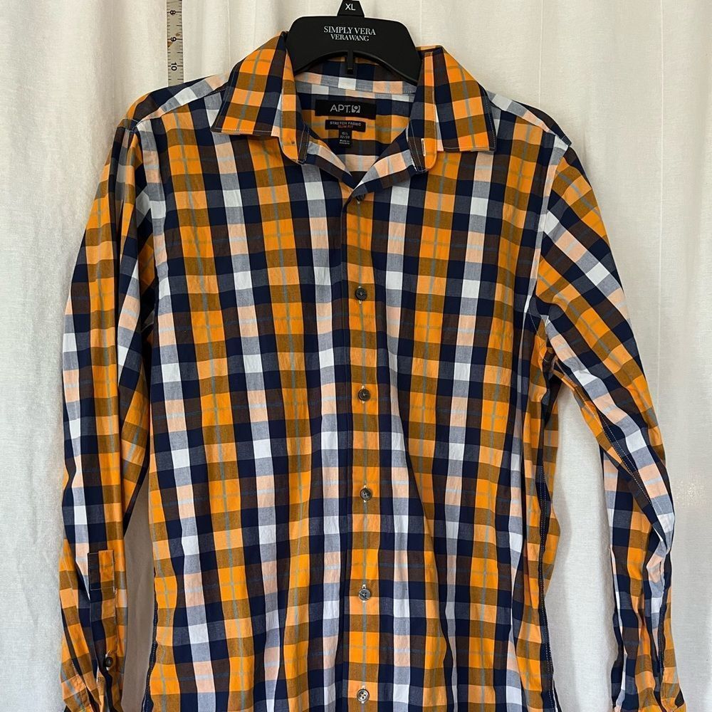 Apt.9 Men’s casual button down, 32/33